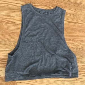 Lululemon muscle crop top size 4